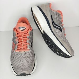 Saucony Triumph 18 Athletic Moonrock Coral Shoes Size 10
